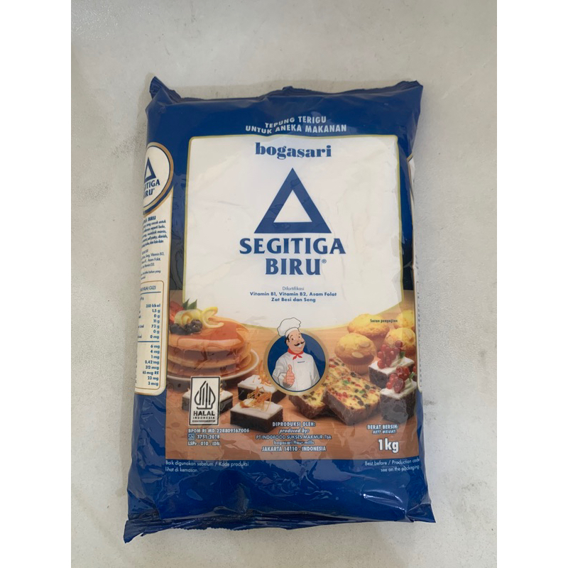 

tepung terigu segitiga biru 1kg