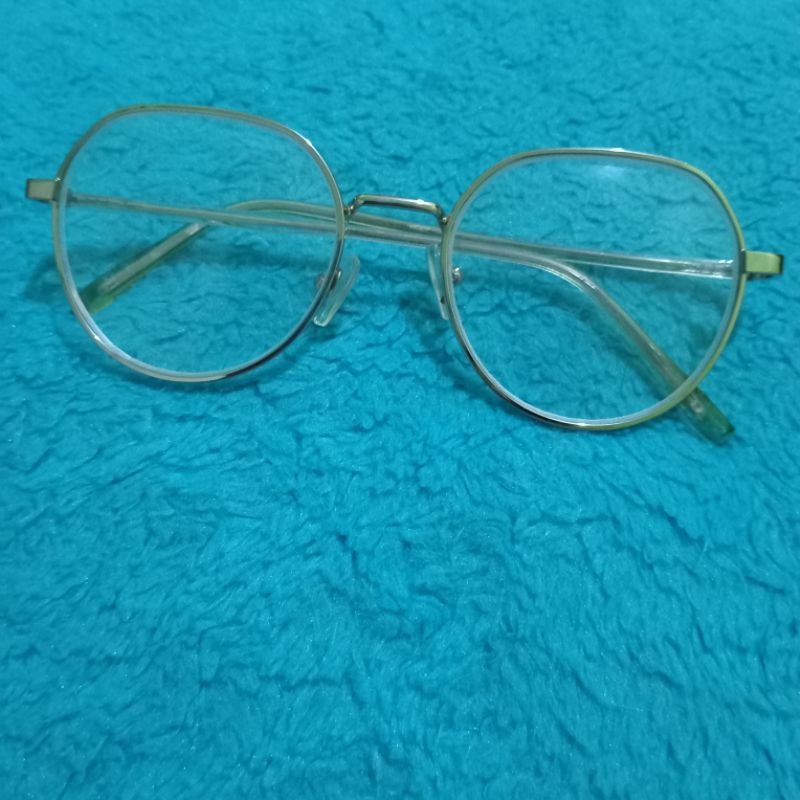 PRELOVED KACAMATA MINUS