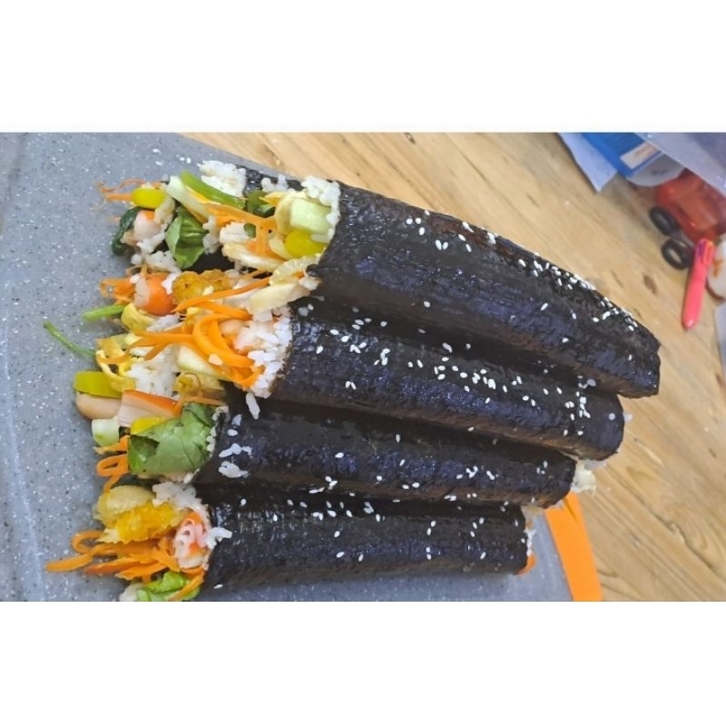 

Gimbab korean sushi korean food harga per roll, potongan 10-12potongan