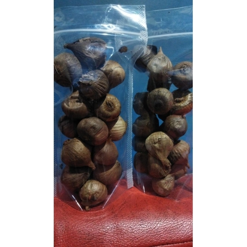 

Black garlic bawang putih tunggal
