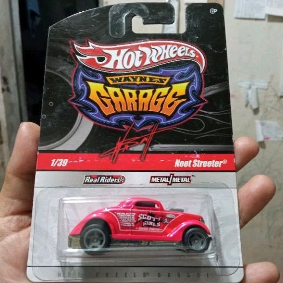 HOT WHEELS WAYNES GARAGE NEET STREETER