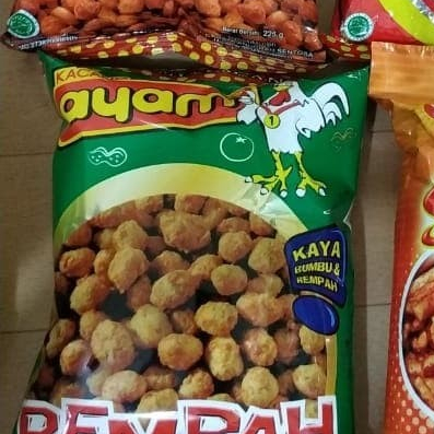 

KHAS MAKASSAR KACANG AYAM REMPAH TERBAIK 225 GRAM