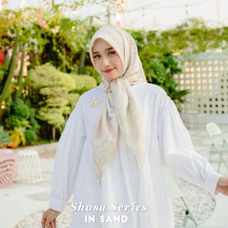 (COD) Segiempat Shasa Series by Shasa Scarves