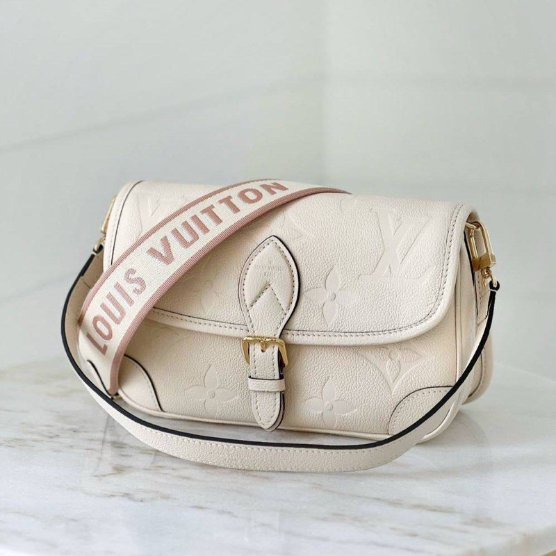 Original Louis Vuitton LV Diane Shoulder Bag in Monogram Empreinte