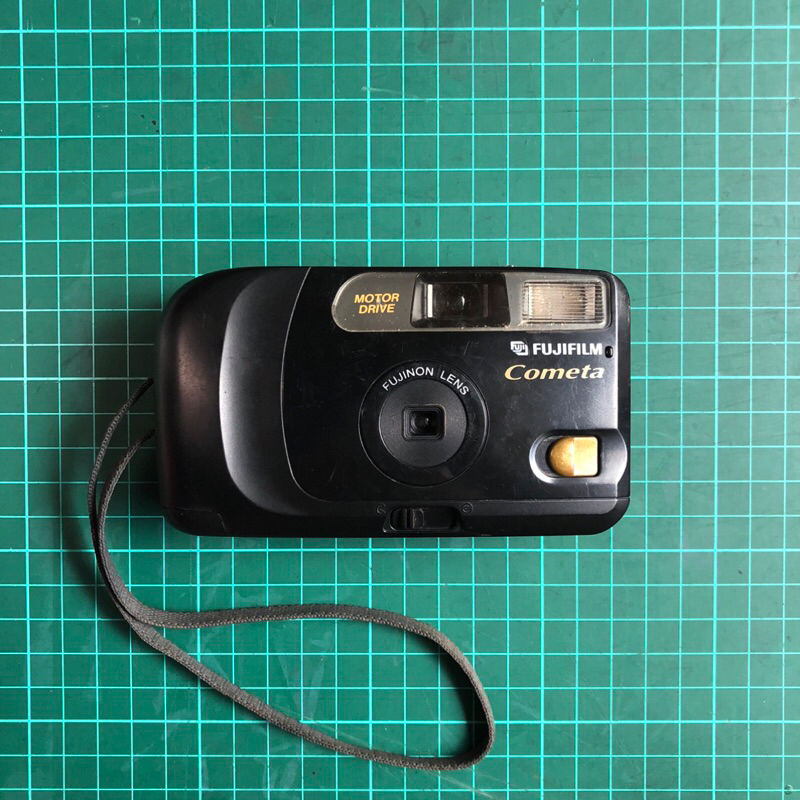 FUJIFILM COMETA KAMERA ANALOG KAMERA FILM TUSTEL