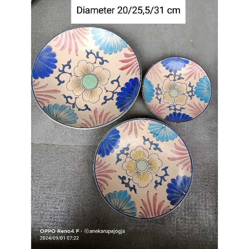 Set isi 3 buah piring keramik lukis gambar bunga di buat seperti antik kuno, untuk dekorasi hiasan d