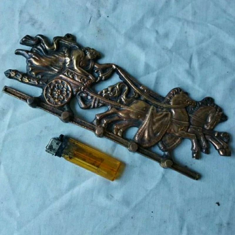 Pajangan Dinding Relief Kuda Kuningan Tebal