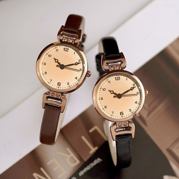 Jam Tangan Wanita Bulat Kecil Analog Quartz Bonus Gelang Jam Tangan Quartz Jam Tangan Kulit Jam Tang