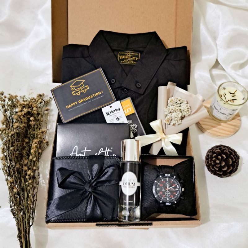 HAMPERS KADO KEMEJA POLOS HITAM KADO ULANGTAHUN KADO WISUDA KADO PACAR