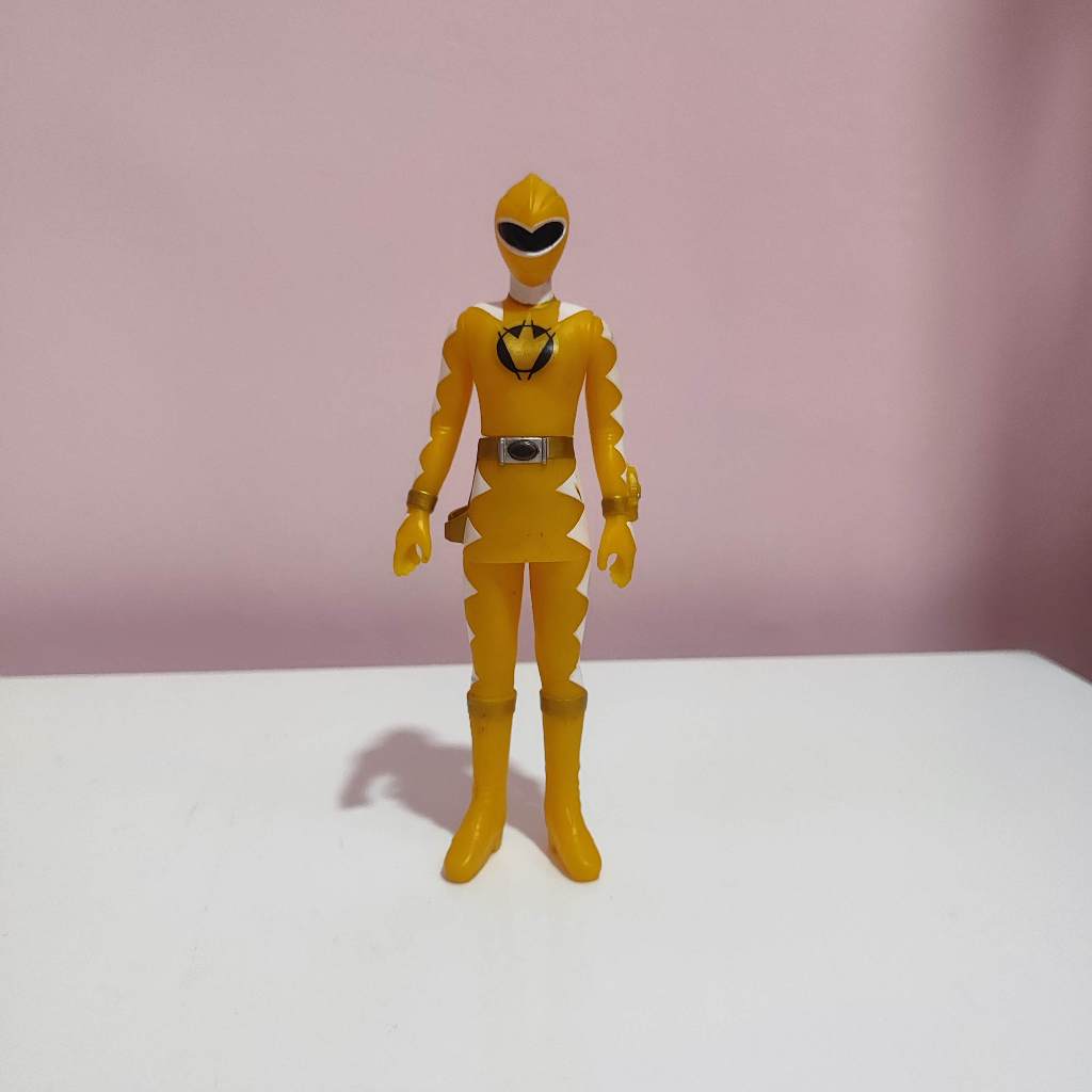 Bandai sentai hero series abare yellow bakuryu sentai abaranger power rangers dino thunder