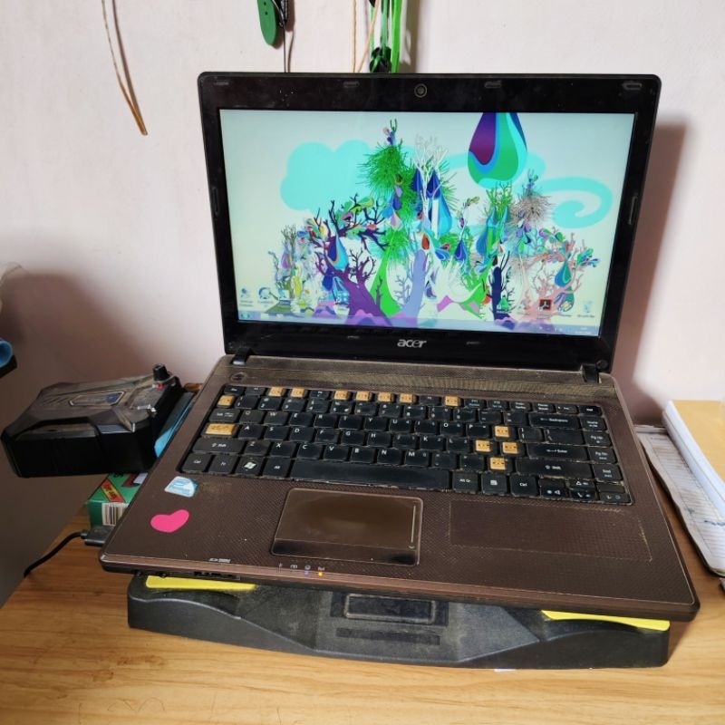 Laptop Acer Aspire 4738Z (Second)