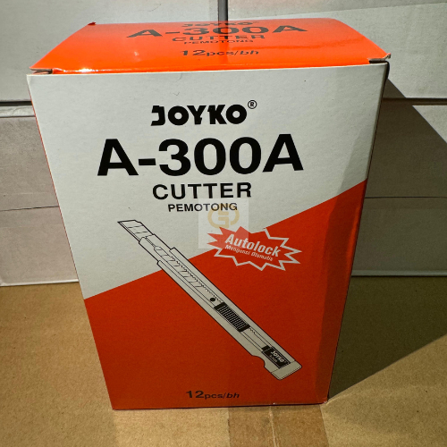 

Cutter Pemotong Joyko A-300A (1 Box isi 12 Pcs)