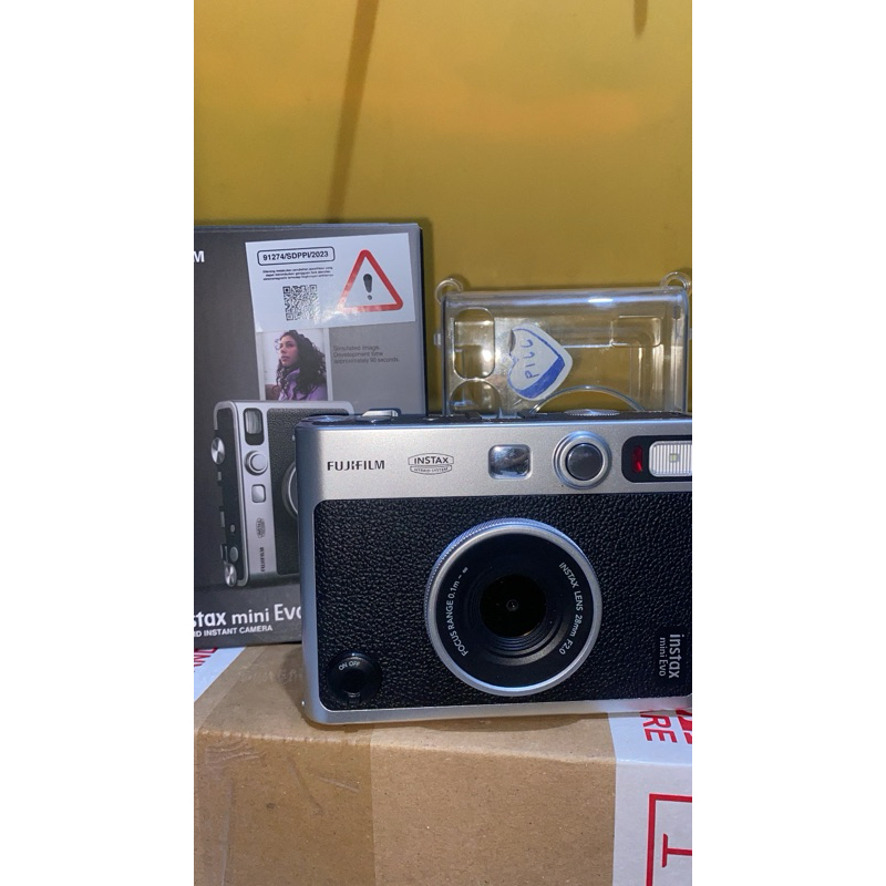 instax mini evo second