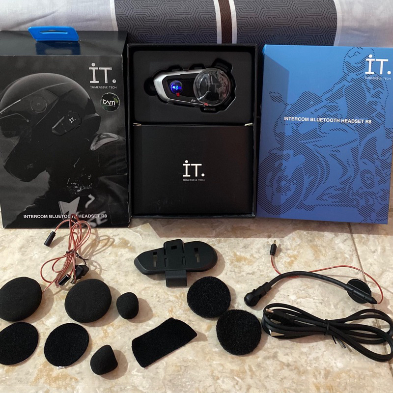 Intercom IT R8 Like New-Normal