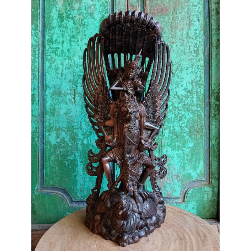 patung Garuda Wisnu kencana