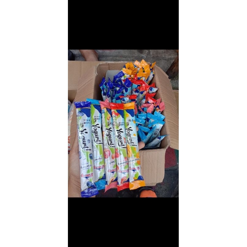 

Cymory Yogurt Stik isi 25pcs