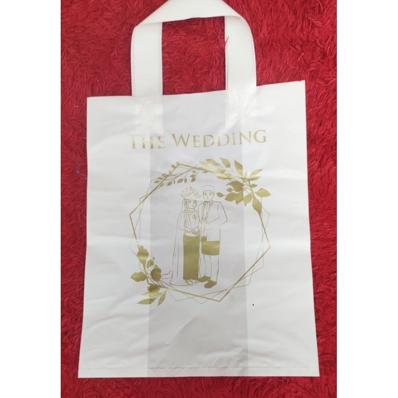 plastik murah 50pcs 18x18 plastik nasi box, plastik besek, plastik acara selametan, plastik