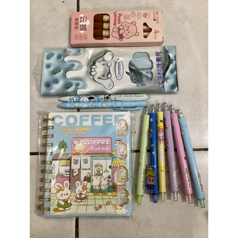 

alat tulis sanrio kak gemini