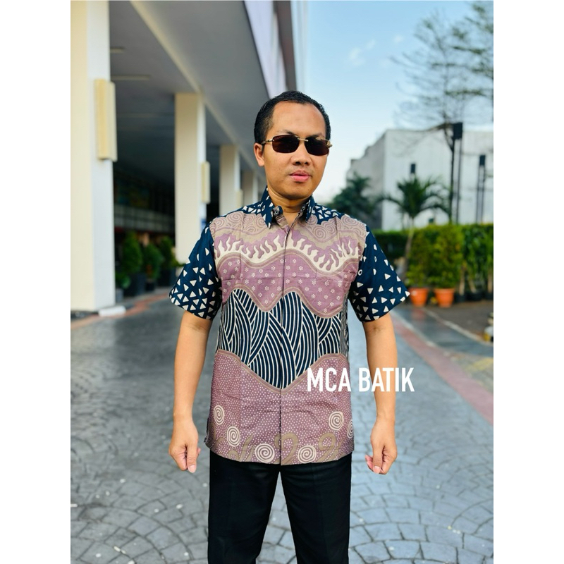 UNGU LILAC 744 Hem batik pria bahan katun lapis furing lengan pendek