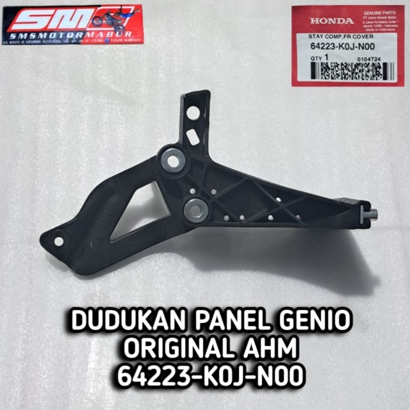DUDUKAN PANEL DEPAN GENIO ORIGINAL AHM,STAY COMP FR COVER 64223-K0J-N00