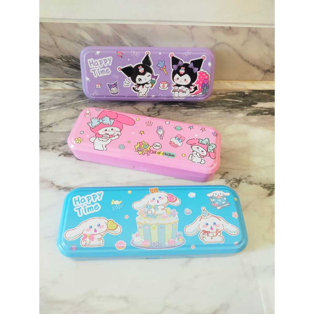 

Tempat Pensil - Kotak Pensil Kaleng 2 Susun Karakter Sanrio My melody Kuromi Chinnamorol