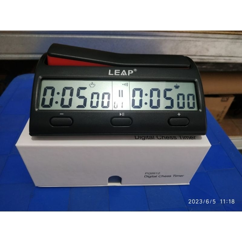 Jam Catur LEAP PQ9912 black edition