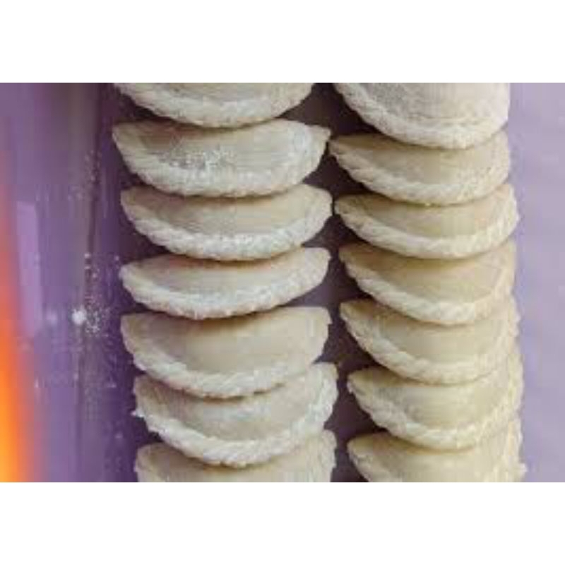 

Cireng isi ayam suwir