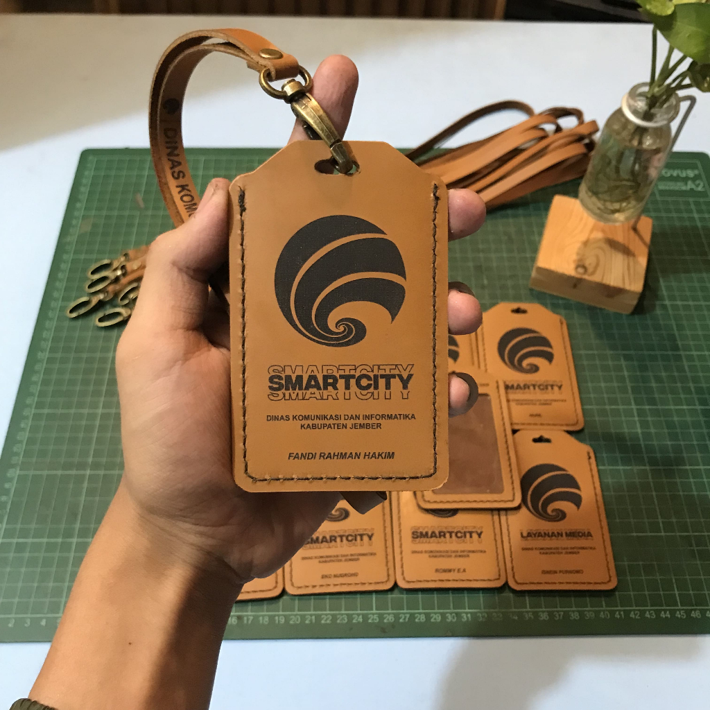 

ID card holder Leather cow _ID CARD HOLDER #WADAH KULIT SAPI LASER EGRAVING