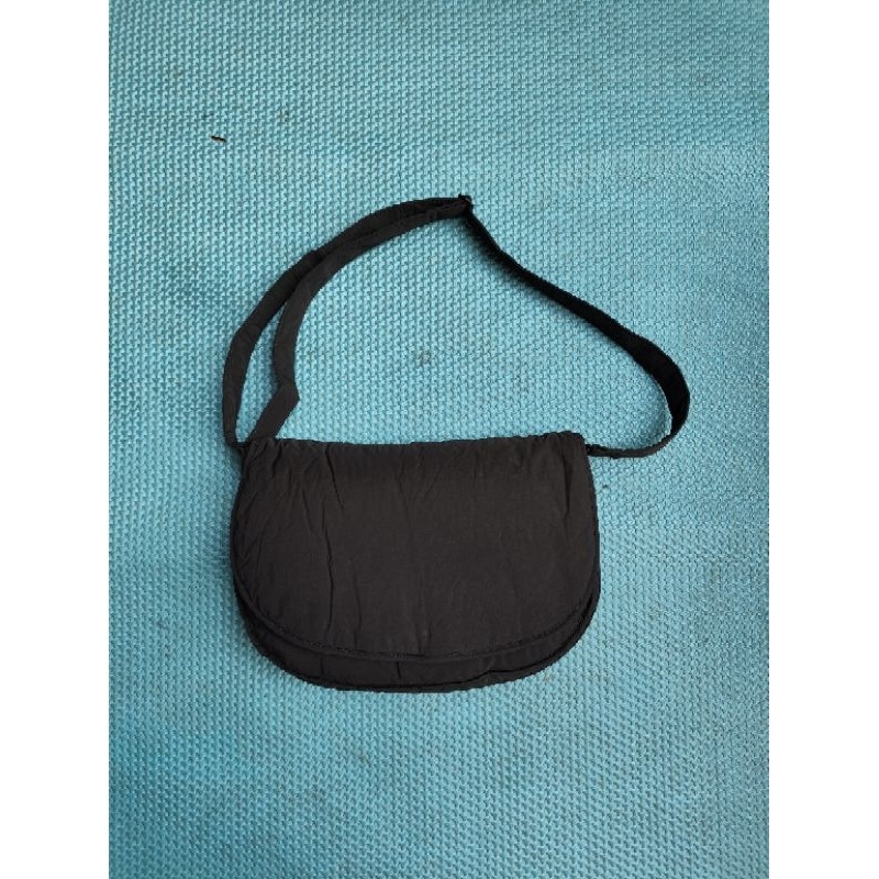 Messenger bag Second UNIQLO x Mazi Untitled