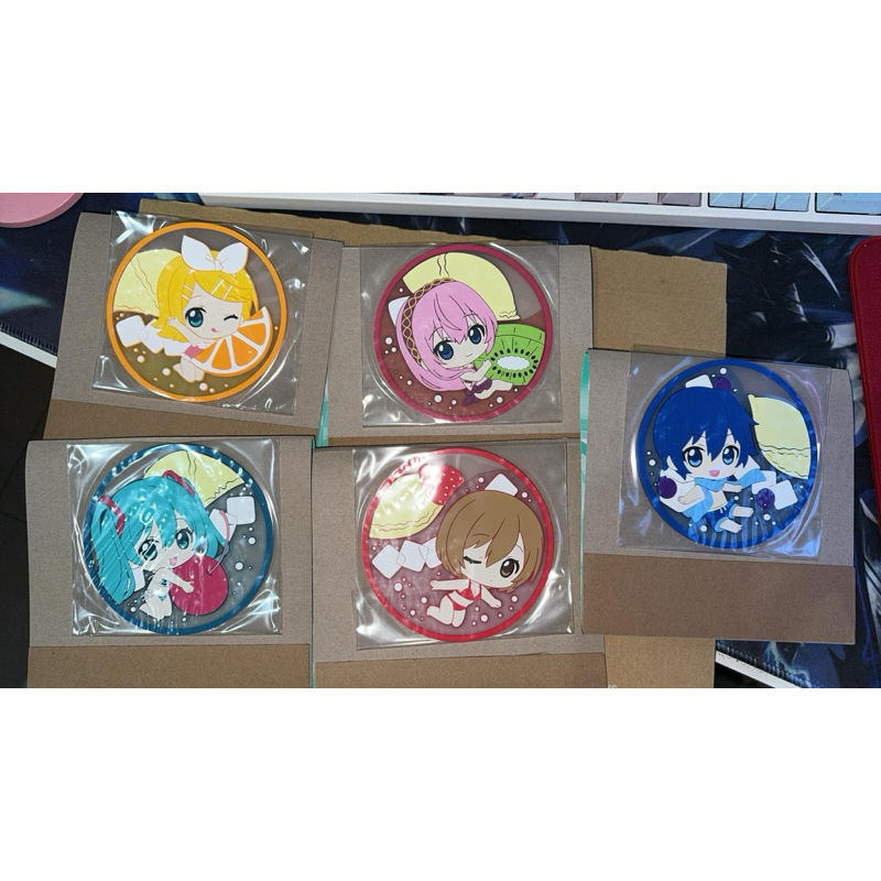 vocaloid coaster hatsune miku / megurine luka / meiko