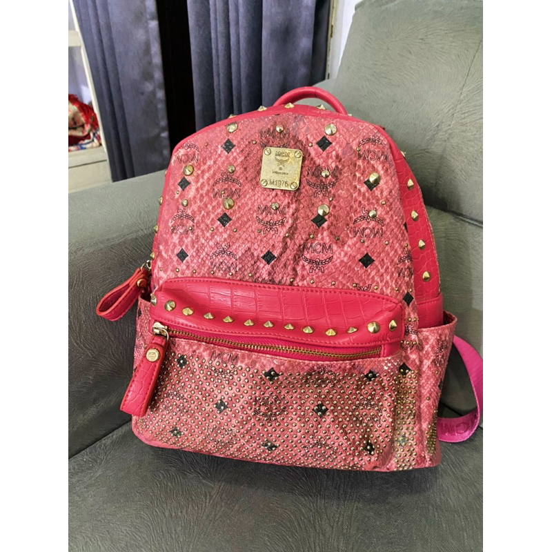 Preloved MCM backpack medium snakeskin pink / Tas ransel MCM pink kulit ular original authentic