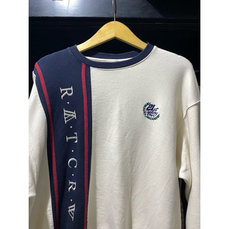 ROMANTICCROWN CREWNECK