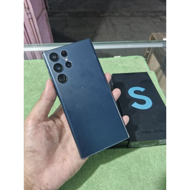Samsung S22 ultra 12/256 second