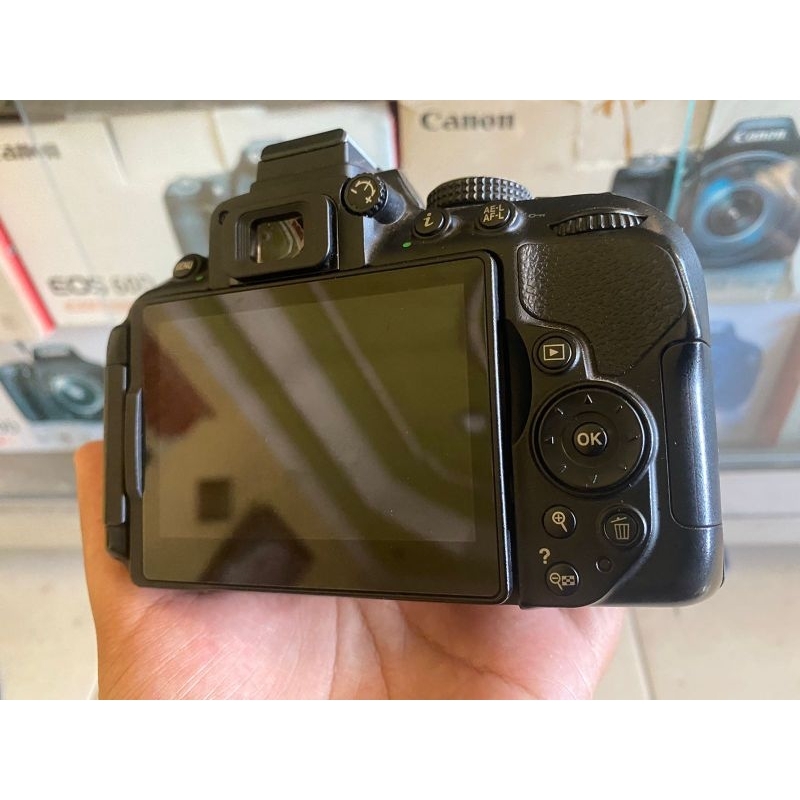 CAMERA NIKON D5300 LAYAR SENTUH BERGARANSI BANYAK BONUS