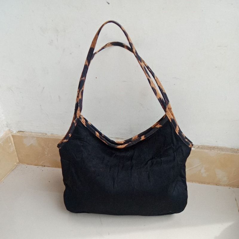 Sakhiamzar Shop PL shoulder bag 49 AV JUNKO SHIMADA