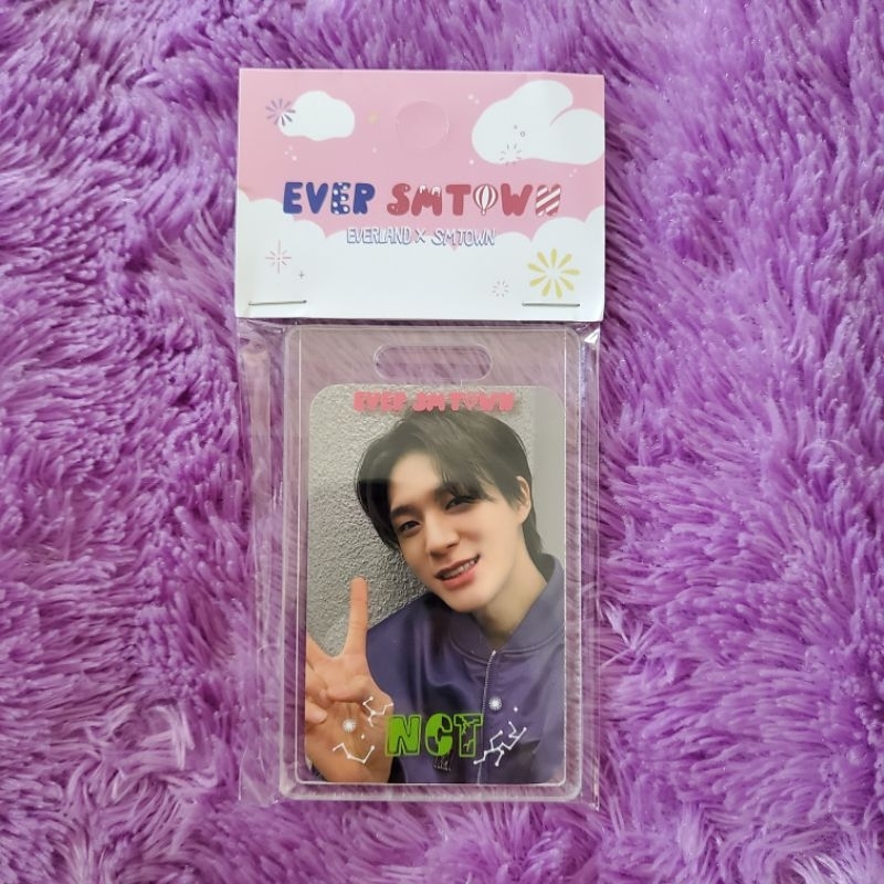 WTS READY SEALED JENO NCT DREAM EVERLAND SMTOWN PHOTO HOLDER STICKER
