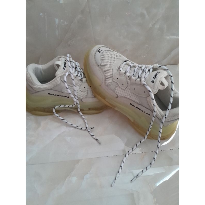 Balenciaga Triple S Tabung