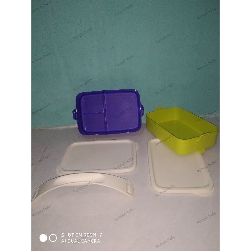 Small Click to Go Tupperware (2)