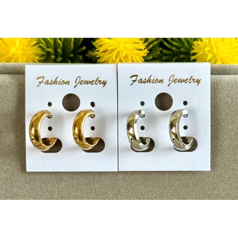 Anting titanium bulat polos