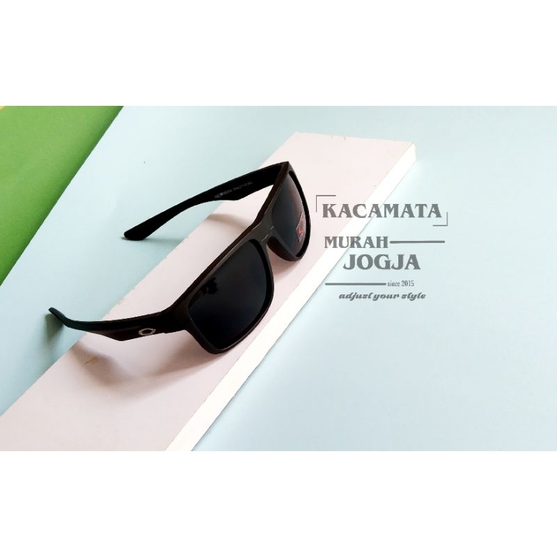 kacamata hitam pria semi sport