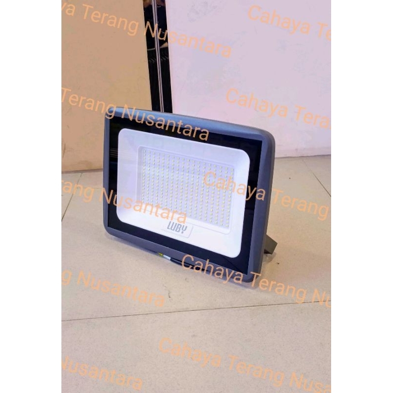 LampuSorot 200 watt Luby led lampu tembak led 200watt Luby lampu sorot led Luby 200watt