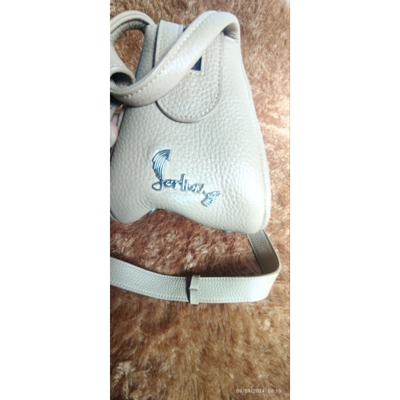 preloved tas serlium_ leather