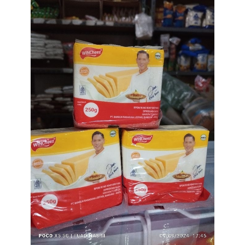 

Keju Wincheez 250 gram / Keju Balok Wincheez 250 gram