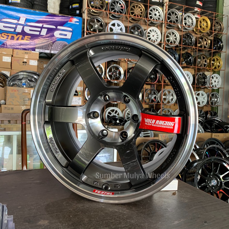velg R18 Volk TE37 RT by jf luxury. Sumber Mulya Wheels. toko velg mobil Semarang