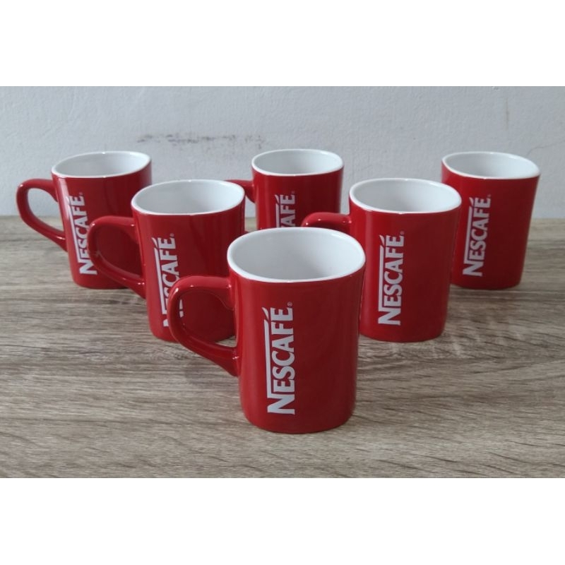 Sendok Nescafe original dan mug nescafe original