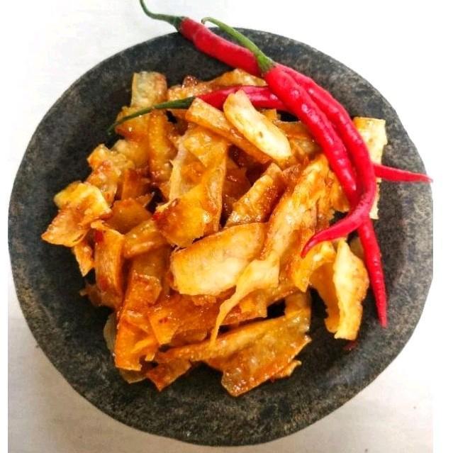 

Krekel Singkong Pedas Manis 1kg Keripik Singkong Original Cemilan Krekel Singkong Renyah Gurih Pedas Crispy Asin Gurih