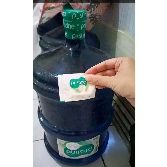 

Pristine air mineral galon 19liter PH 8+ refil instan malang