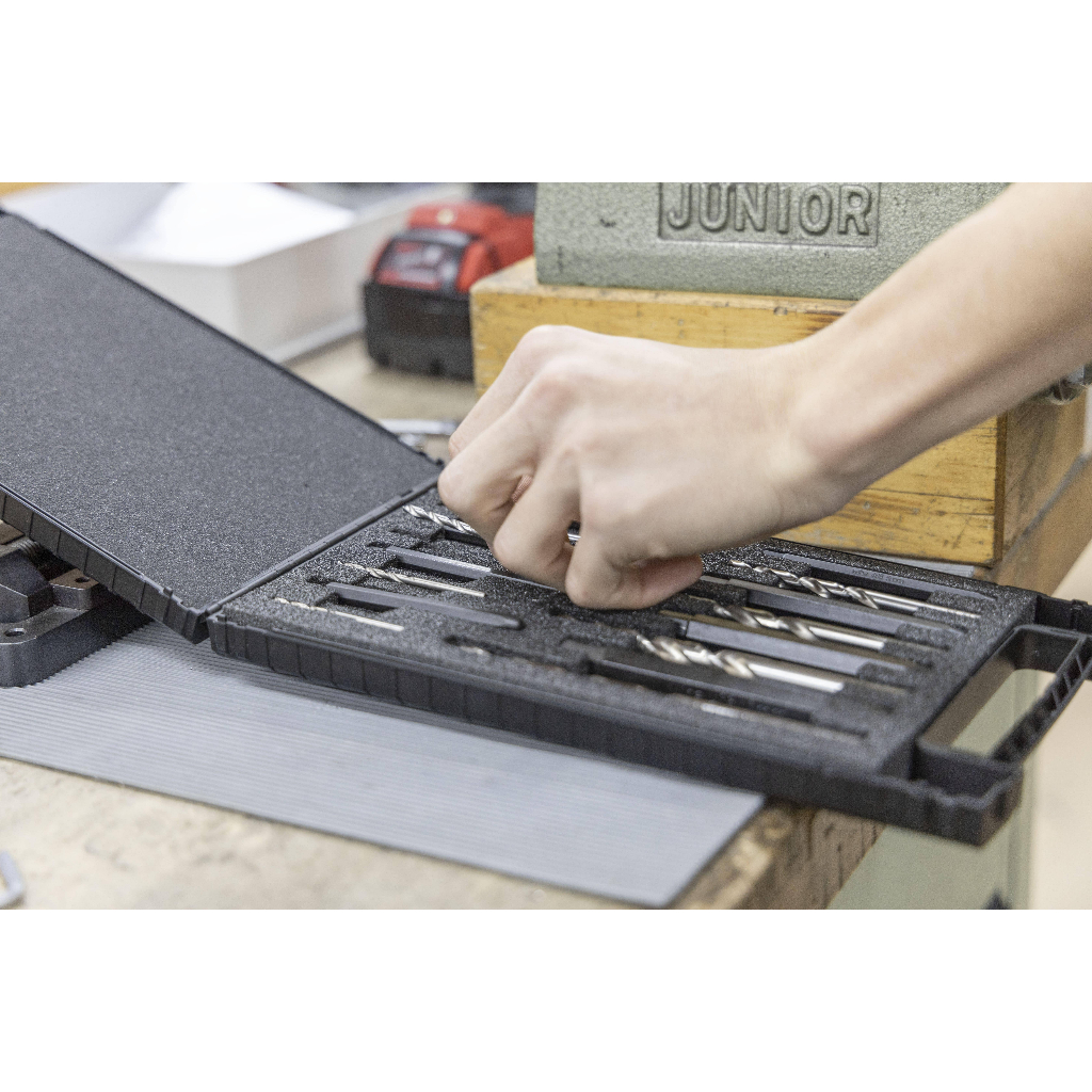 WIHA 40511 SCREW EXTRACTOR SET Hex, 17-pcs. with spiral drill bit incl. box Original - Official Wiha