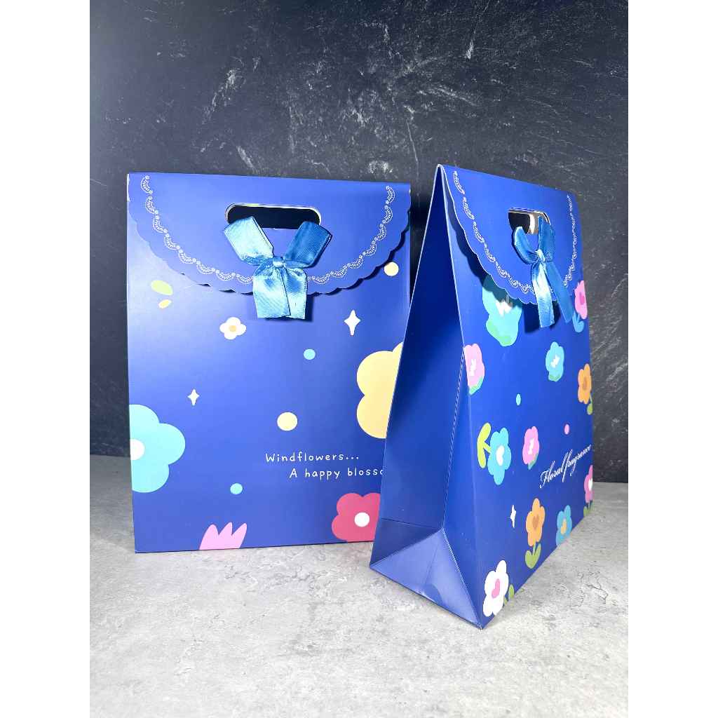 

(Lsn)PAPERBAG LYFD-917 M / PAPERBAG MOTIF BUNGA