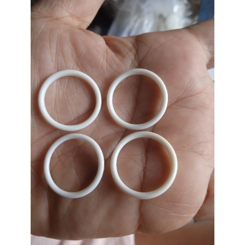 Ring bulat plastik